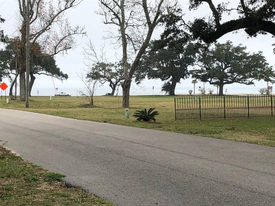 Shady Oaks Beach House With Beautiful Ocean Views! Gulfport Extérieur photo